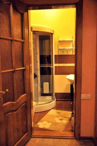 Гостевой дом Knaus Apartments Черновцы Полулюкс-22